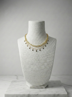 Trend Kombin: 3 Sıralı Zincir ve Siyah Damla Taşlı Çelik Choker Kolye Seti