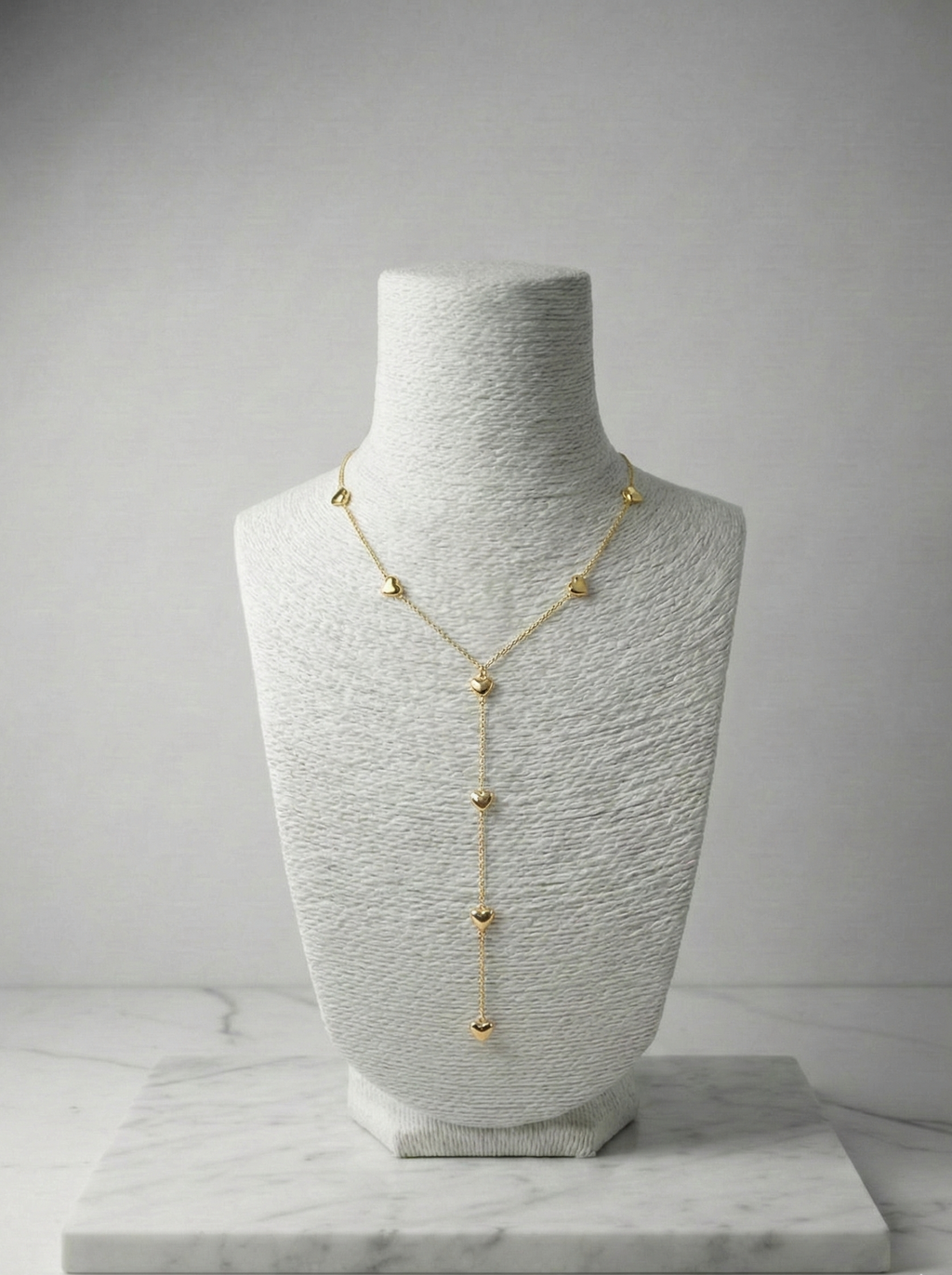 Zarif Aşk: Çelik Y Zincirli, Minik Kalp Detaylı Gold Kolye