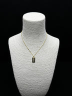 Altın Rengi Külçe Tasarımlı Minimalist Kolye