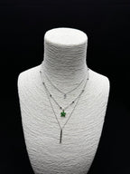 Üçlü Şıklık: Yonca, Tektaş ve Çubuk Detaylı Katmanlı Gümüş Rengi Kolye Seti