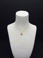 Kış Masalı: Zirkon Taşlı Kar Tanesi Altın Rengi Kolye - Eşsiz ve Işıltılı