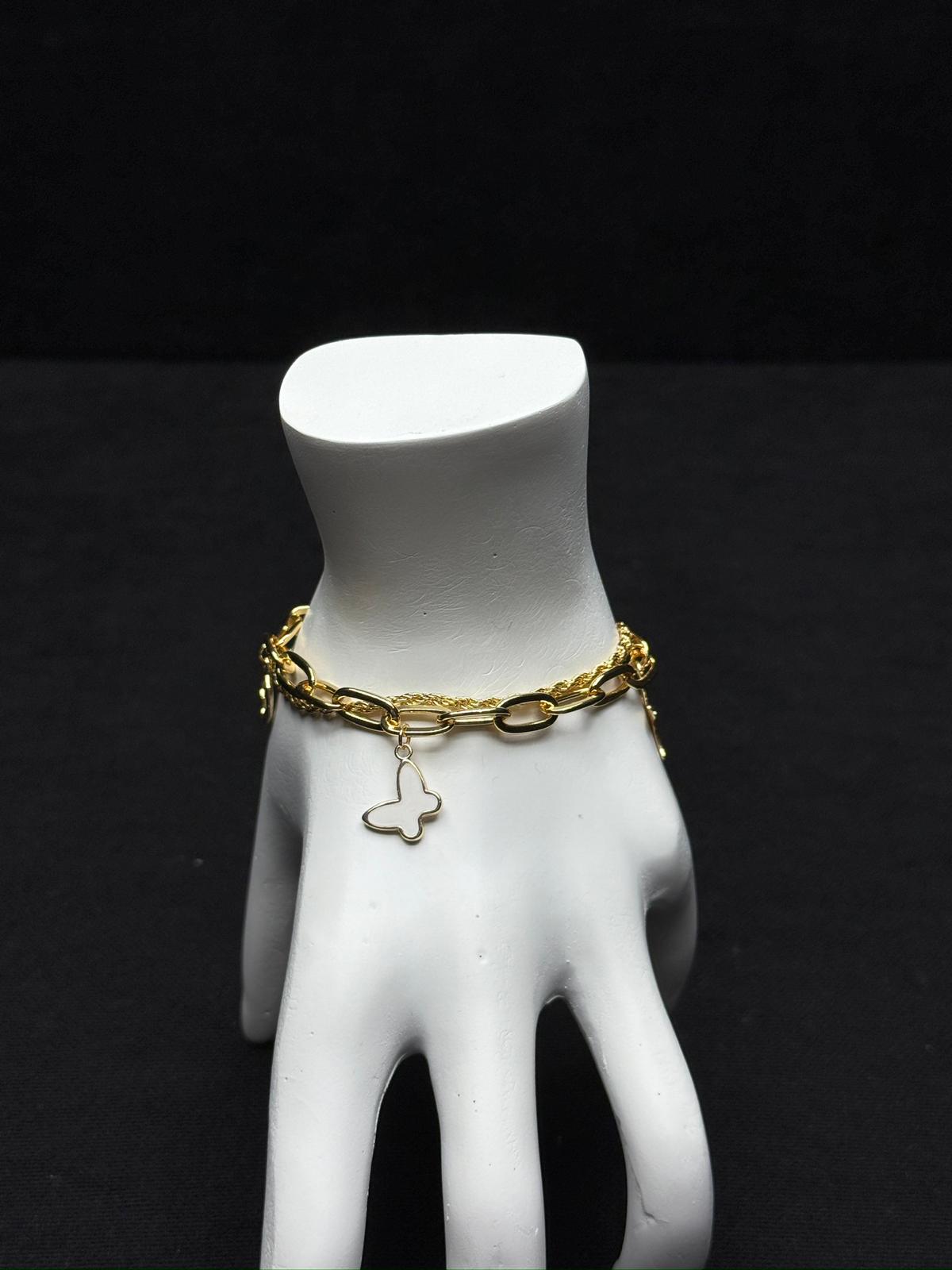 Sade ve İddialı: Minimalist Kelebekli İkili Çelik Zincir Bileklik