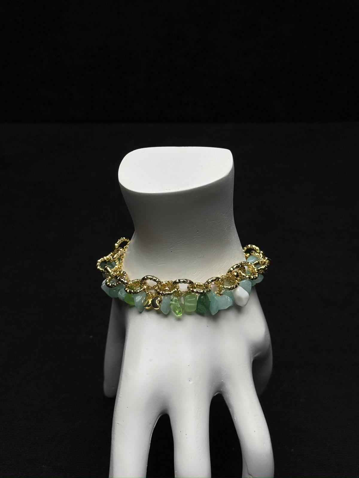 Doğanın Enerjisi: Dolgulu Çelik Zincirli Açık Yeşil Doğal Taş Bileklik